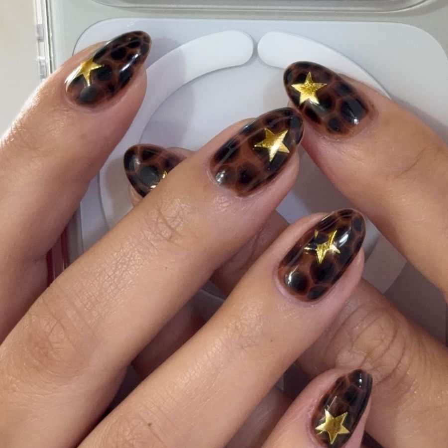 Carey nails, trabajo de Malú